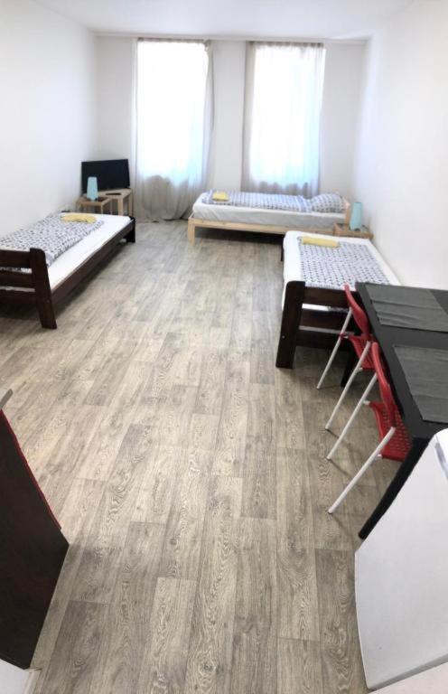 Apartments Near The Center With Privat Parking Brno Bagian luar foto