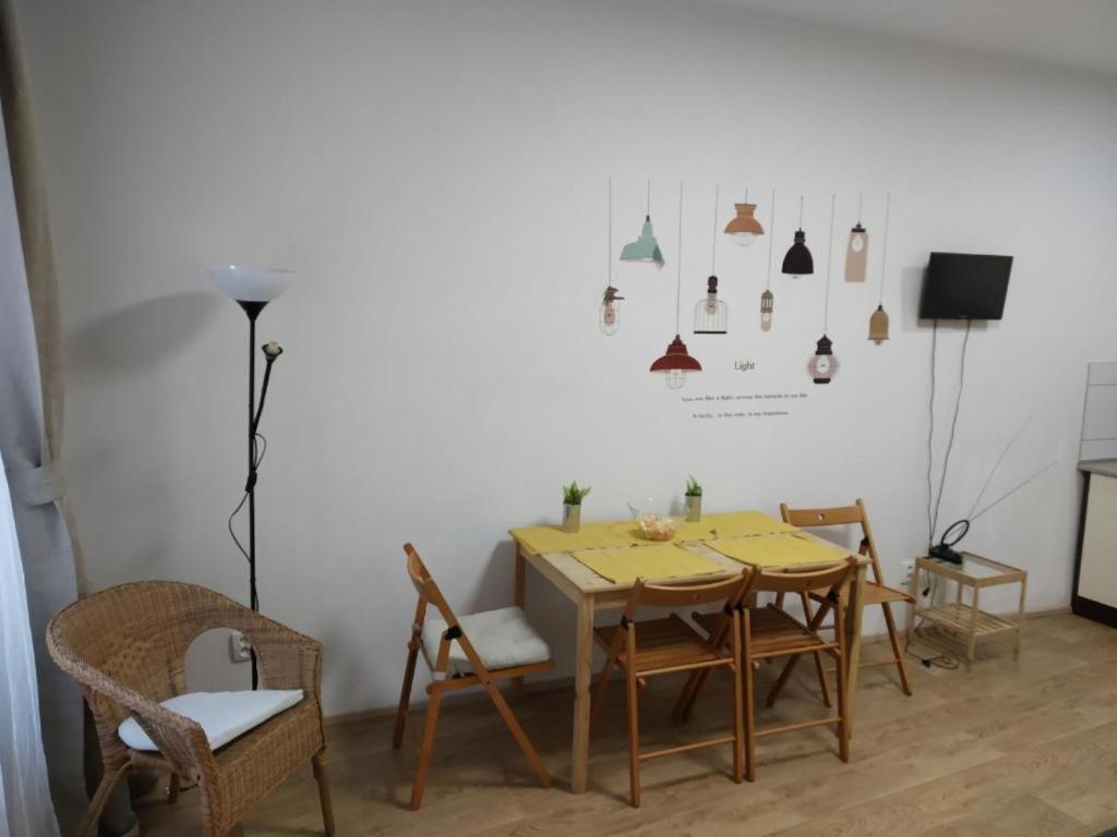 Apartments Near The Center With Privat Parking Brno Bagian luar foto